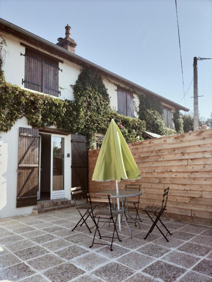 A Deux Pas De Cabourg ,Avec Une Belle Vue Sur La Campagne Normande.A Grangues Εξωτερικό φωτογραφία